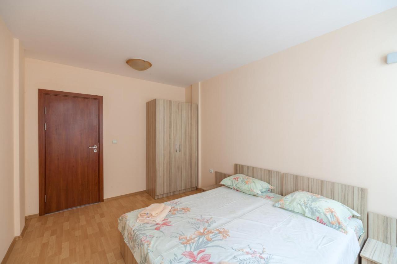 Panorama Kabakum Apartments - Free Parking Goldstrand Exterior foto